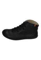 EL NATURALISTA El Viajero Schnürschuh in Black, knöchelhohes Leder mit breiten Schnürsenkeln, von der Seite